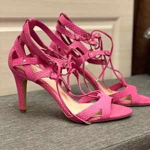 Vince Camuto strappy sandel. Sueded leather. Size 7